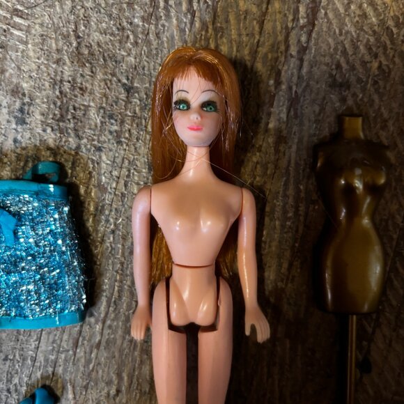 Topper Dawn doll Dancing Glori with bangs wearing Gala Go Go 621 - Picture 2 of 3